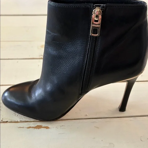 Coach Black Leather Heeled Boots with Gold Accent, 6.5 - Picture 7 of 11